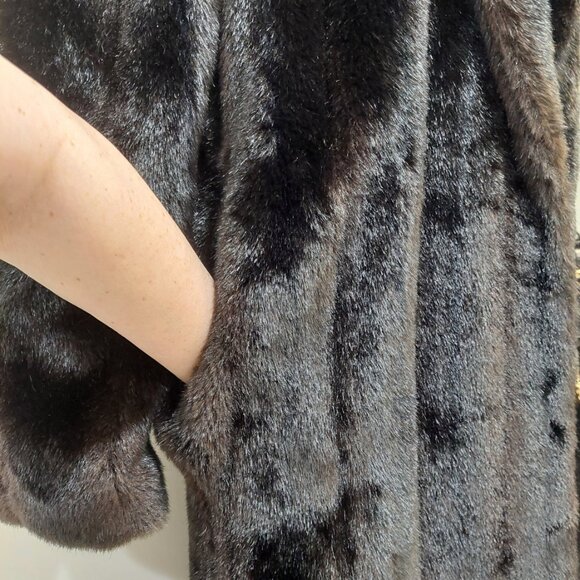 💥VINTAGE GLAM💥VTG 70s/80s LUXURY FAUX MINK FUR LONGLINE COAT in DARK BROWN - Picture 11 of 16